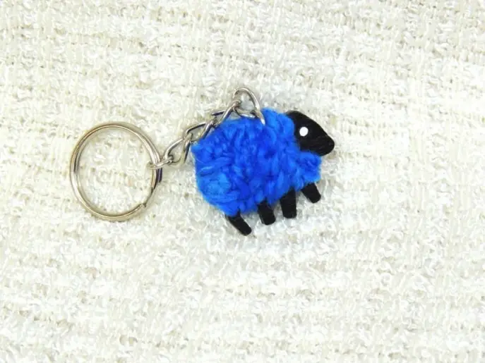 Bonnie Blue Keyring 4 1