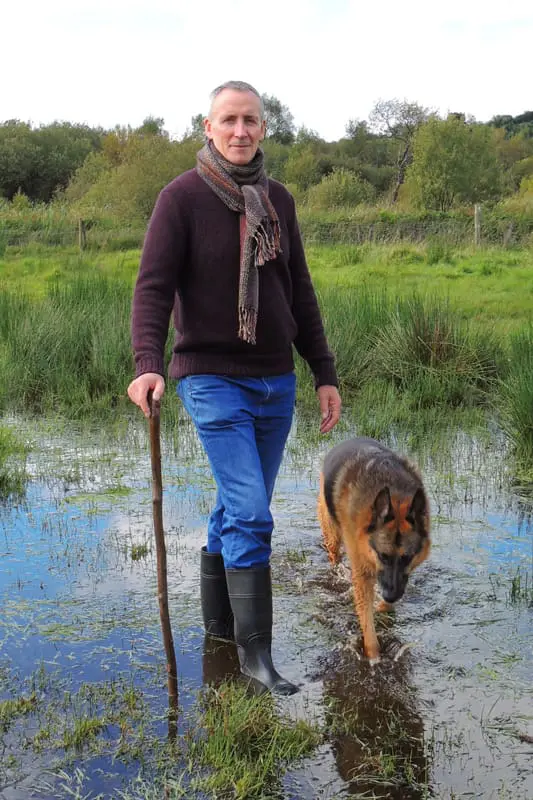 liz-christy-mens-scarf-inniskeen-floods