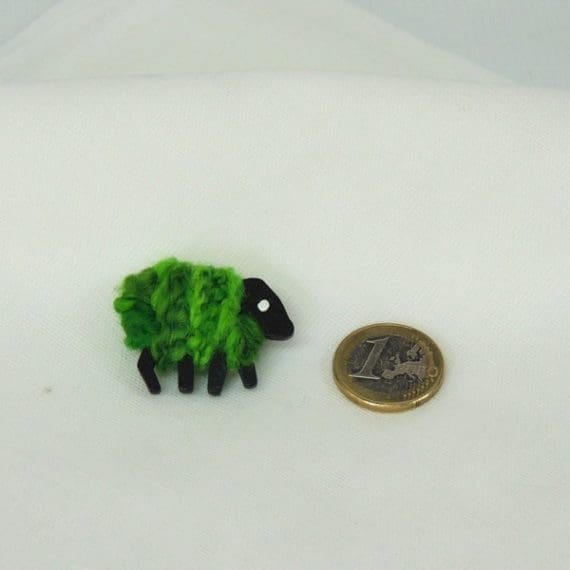 scale|euro-coin|lizzycsheep|green|brooch