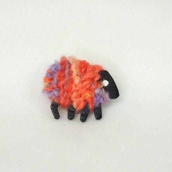 front|irish|sheep|brooch|peaches