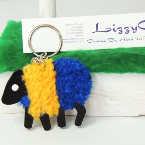 wicklow-colours-sheep-keyring