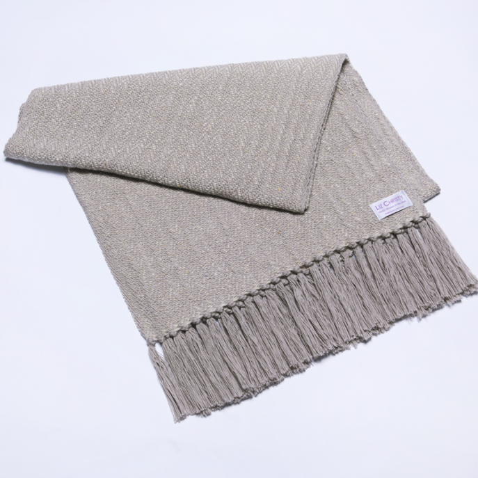 drumlin-greyecru-wrap sq opt